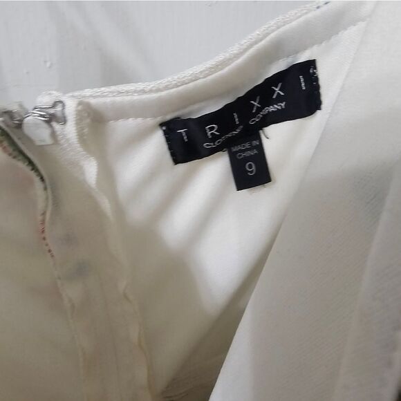 NWT Trixxi dress sz 9. Zip up back, wrap style front. - Picture 2 of 6